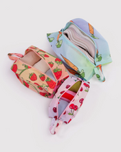 Load image into Gallery viewer, 3D Zip Set - Carrots & Berries - Tigertree