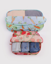 Load image into Gallery viewer, Large Packing Cube Set - Carrots & Berries - Tigertree