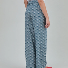 Load image into Gallery viewer, Asis Percales Wide Leg Pant - Blue Daisy