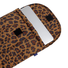 Load image into Gallery viewer, Puffy Laptop Sleeve 16- Leopard - Tigertree