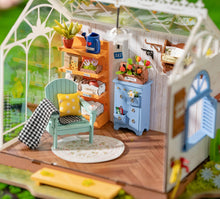 Load image into Gallery viewer, DIY House Kit: Dreamy Garden House - Tigertree