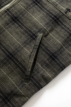 Load image into Gallery viewer, Thistle Plaid Work Vest - Tigertree