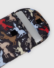 Load image into Gallery viewer, Puffy Laptop Sleeve 16"- Horse Cut-Outs - Tigertree