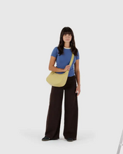 Load image into Gallery viewer, Medium Recycled Leather Crescent Bag- Straw - Tigertree
