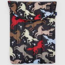 Load image into Gallery viewer, Puffy Laptop Sleeve 16"- Horse Cut-Outs - Tigertree