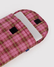 Load image into Gallery viewer, Puffy Laptop Sleeve 13"/14" - Azalea Pink Tartan