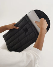 Load image into Gallery viewer, 16" Puffy Laptop Sleeve - Black - Tigertree
