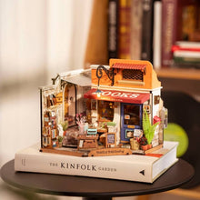 Load image into Gallery viewer, DIY Miniature Corner Bookstore - Tigertree

