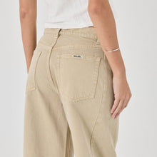 Load image into Gallery viewer, Arc Barrel Jean - Sand - Tigertree
