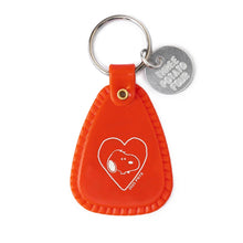 Load image into Gallery viewer, Snoopy Heart Saddle Keychain - Tigertree
