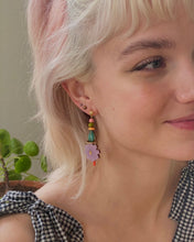 Load image into Gallery viewer, Flower Mismatch Earrings - Tigertree
