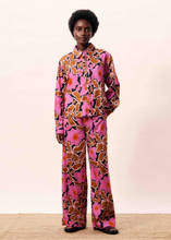 Load image into Gallery viewer, Lotus Pant - Vitoria
