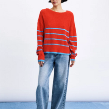 Load image into Gallery viewer, Iwaki Sweater - Rouge
