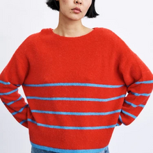 Load image into Gallery viewer, Iwaki Sweater - Rouge
