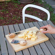 Load image into Gallery viewer, Cheese Board and Mouse Knives - Tigertree
