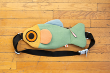 Load image into Gallery viewer, The Fish Bag - Tigertree
