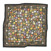 Load image into Gallery viewer, Henri Bandana - 22" - Tigertree
