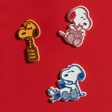 Load image into Gallery viewer, Snoopy Cherry Basket Magnet - Tigertree

