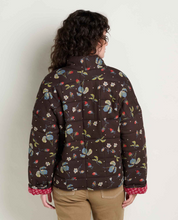 Load image into Gallery viewer, Manzana Quilted Jacket - Barnwood Print
