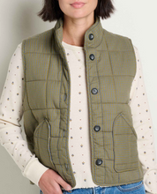 Load image into Gallery viewer, Manzana Quilted Vest - Green Moss Pattern
