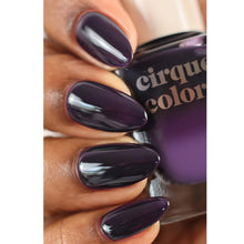 Load image into Gallery viewer, Thermal Color-Changing Nail Polish - Treble - Tigertree
