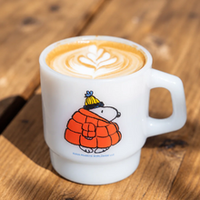 Load image into Gallery viewer, Snoopy Puffy Coat Mug
