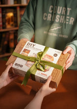 Load image into Gallery viewer, DIY Miniature Corner Bookstore - Tigertree
