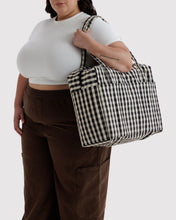 Load image into Gallery viewer, Cloud Carry-on - Black and Cream Gingham
