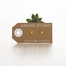 Load image into Gallery viewer, Scorpion Stud Earrings - Tigertree
