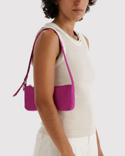 Load image into Gallery viewer, Nylon Pochette - Deep Fuchsia - Tigertree
