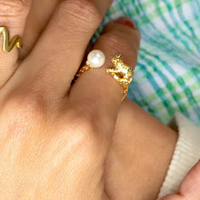 Load image into Gallery viewer, Cat's Cradle Ring - Tigertree
