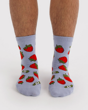 Load image into Gallery viewer, Crew Sock - Strawberry Blossom - Tigertree
