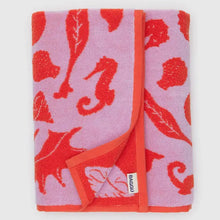 Load image into Gallery viewer, Bath Towel - Sea Shells - Tigertree
