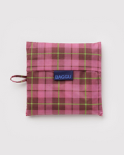 Load image into Gallery viewer, Big Baggu - Azalea Tartan
