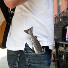 Load image into Gallery viewer, Fish Flask - Tigertree
