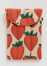 Load image into Gallery viewer, Puffy Laptop Sleeve 16" Strawberry - Tigertree
